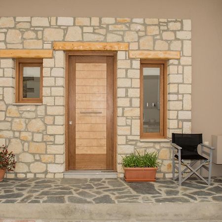 The Mountain House - Authentic Cretan Hideaway - Breathtaking And Nature Views Tourloti Bagian luar foto