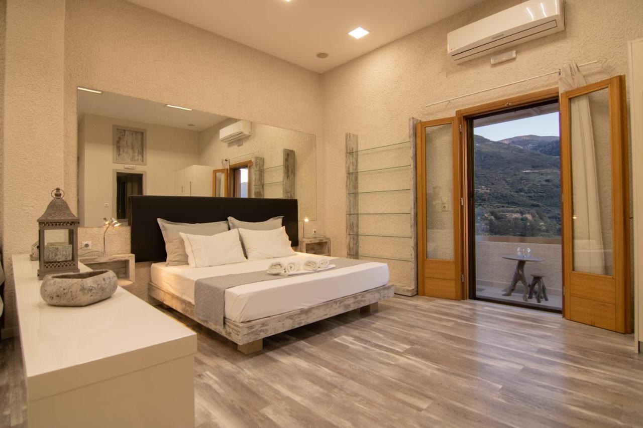 The Mountain House - Authentic Cretan Hideaway - Breathtaking And Nature Views Tourloti Bagian luar foto